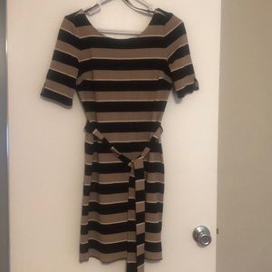 Banana Republic v-back dress